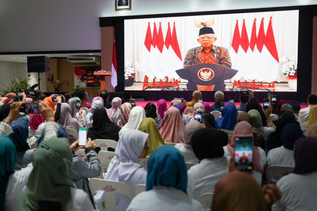 Wapres Maruf Amin Semangati Ratusan PMI Dalam Acara Buka Puasa Bersama IBA