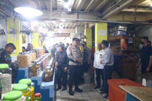 Kapolda Kepri Tinjau Pos Pengamanan dan Pelayanan Idul Fitri 1444 H