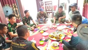 Personel Satgas TMMD Tinggal dan Makan di Rumah Warga Untuk Pererat Kebersamaan