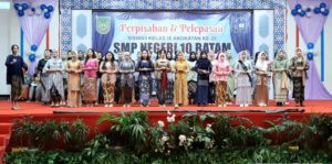 Perpisahan, SMPN 10 Batam Lepas Siswa-Siswi Kelas IX Angkatan Ke 25