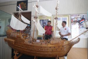 Baksos Polda Kepri Menjelang HUT Kemerdekaan ke 78