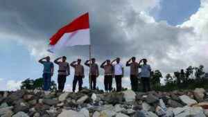 Sangsaka Merah Putih Berkibar di Pulau Terluar Belakangpadang