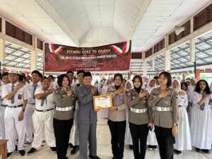 Polwan Polda Kepri Goes To School Peringati Hari Jadi Polwan ke 75