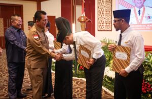 Sebanyak Orang PPPK Tenaga Guru Terima SK dari Gubernur Kepri