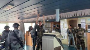 Bakamla RI Simulasi Penangkapan Kapal Bawa Heroin di Perairan Kepulauan Riau