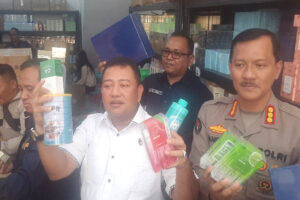 Ditreskrimsus Polda Kepri Gerebek Distributor Kosmetik dan Obat Ilegal asal China