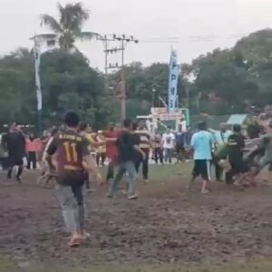 Liga Sepak Bola Tarkam di Belakangpadang Ricuh, Pemain dan Suporter Baku Hantam