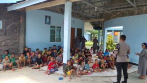 Begini Sentuhan Polisi Demi Kemanusiaan Pada Warga Rempang