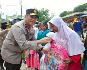 Polri Laksanakan Trauma Healing Pada Siswa di Rempang Batam