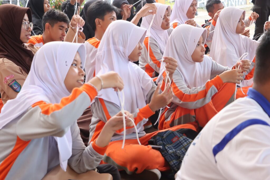 Basarnas Tanjungpinang SAR Goes To School Program SAR
