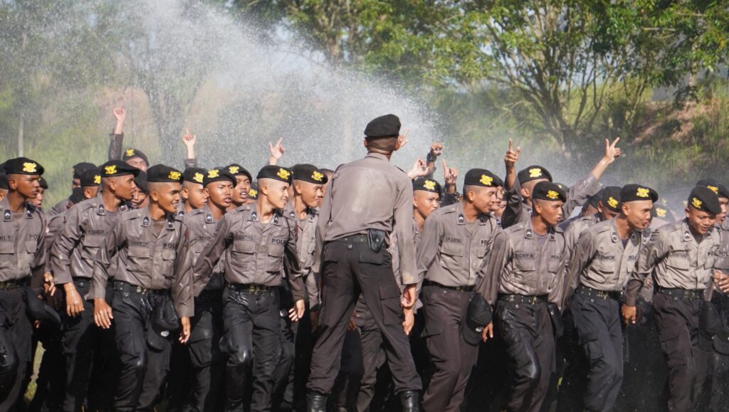 Sebanyak 234 Bintara Remaja Polda Kepri Jalani Pembaretan