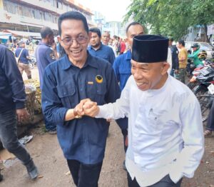 Amsakar Terlihat Sumringah Hadiri Kampanye Anies di Pasar