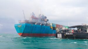 KM Alexindo 8 Terbakar di Perairan Teluk Jodoh Batam