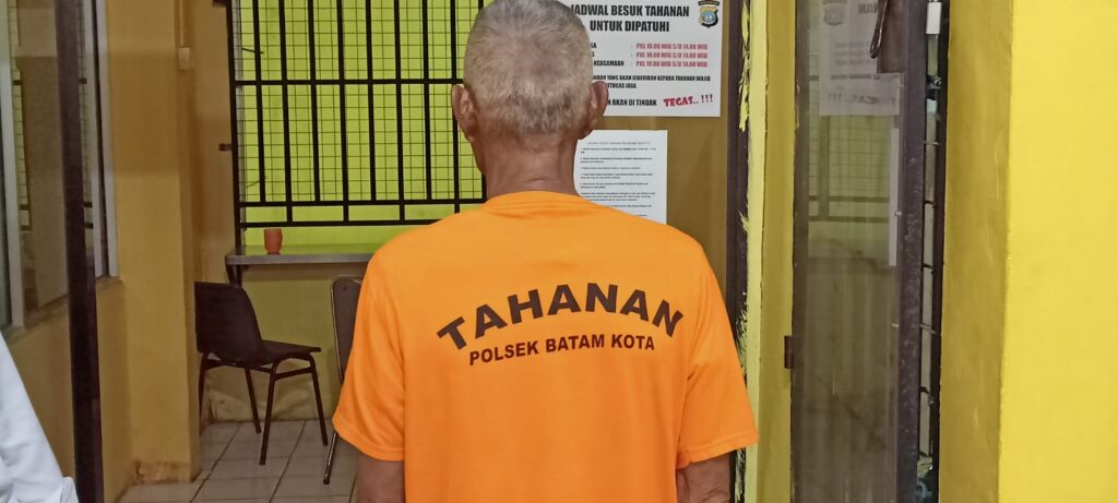 Cabuli Anak Tetangga, WNA Singapura Diringkus Polsek Batam Kota