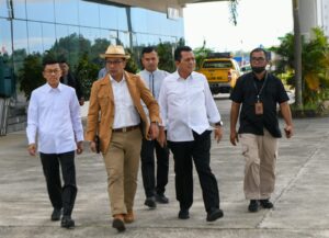 Ridwan Kamil Diajak Ansar Ahmad Kelilingi Pulau Penyengat