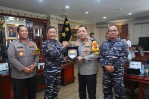 Sinergitas TNI-Polri Dalam Menjaga Keamanan Wilayah Maritim