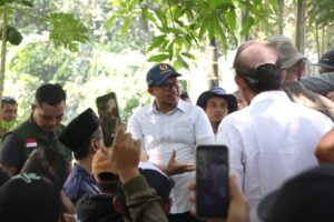 Ketua DPRD Kota Batam Tinjau Lokasi Pelebaran Jalan Di Tembesi Tower