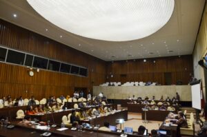 KPU RI Sahkan PKPU Yang Merujuk Putusan MK, Begini Isinya