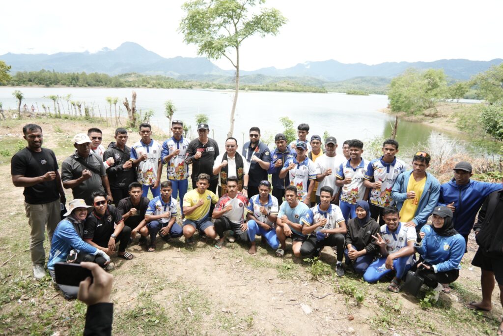 Cek Kontingen Sultra, Andap Beri Motivasi dan Semangat