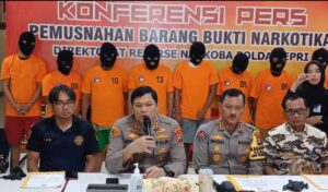 Sebanyak 7 Kg Sabu dan 3,8 Kg Ganja Gagal Beredar, Ditresnarkoba Ringkus 9 Tersangka