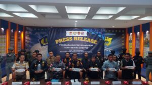 Perangi Penyelundupan, Aparat Gabungan Sita 41 Box  Benih Lobster di Karimun