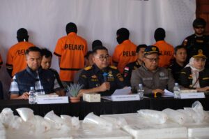 Bea Cukai Kejar AH dan AB Pemilik Baby Lobster Senilai Rp26,9 M