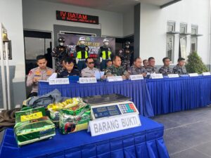 Lantamal IV dan Kodim 0316/Batam Sita 2,6 Kg Sabu Asal Malaysia