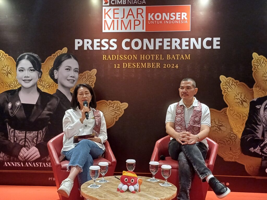 CIMB Niaga Gelar Konser Pemenang Kejar Mimpi Rising Start di Batam Bersama Cakra Khan