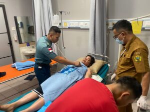 TNI AL Evakuasi 6 PMI Ilegal Yang Alami Inside Laka Laut, 3 Orang Dinyatakan Hilang