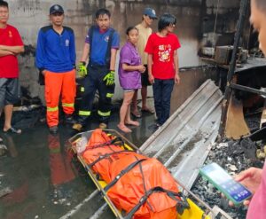 Satu Tewas Dalam Kebakaran Toko Furnitur di Batam