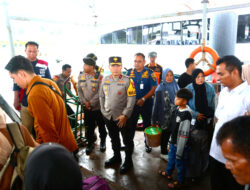 Wakapolda Kepri Tinjau Arus Balik Lebaran Dalam Operasi Ketupat 2025 di Batam