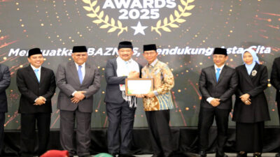 Amsakar Achmad Raih Penghargaan BAZNAS Award 2025, Komitmen Dukung Gerakan Zakat Nasional