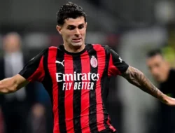 AC Milan Salip Napoli di Puncak Klasmen Serie A, Pulisic Jadi Hero