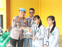 Propam Bersahabat Goes to School di SMA Negeri 3 Lewat Lomba Cerdas Cermat 