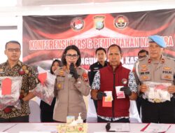 Polda Kepri Sikat 45 Tersangka Terlibat 30 Kasus Narkotika, Ada Sabu & Vape Etomidate Disita