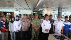 Kapolda Kepri dan Gubernur Ansar Sidak Pelabuhan Batam, Antisipasi Lonjakan Pemudik dan Praktik Calo Tiket