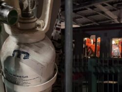 Cerita Warga Dekat Stasiun Bekasi Timur, Bawa Tabung Oksigen Untuk Bantu Tim Evakuasi