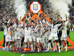 Pangeran Inggris Ikut Larut Saat Aston Villa Juara Liga Eropa 2026