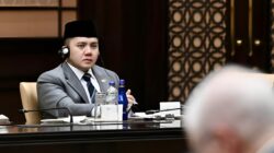 Tanggapi Kritik soal Kunker Prabowo, Seskab Teddy Beberkan Alasan RI Harus Jaga Hubungan Baik dengan Negara Lain