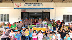 Bidpropam Polda Kepri Sentuh Hati Lansia dan Anak Yatim di Batam Dengan Bantuan Sosial