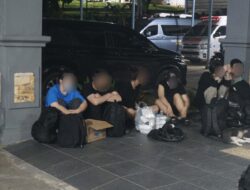 TNI AL Gagalkan Keberangkatan Ilegal 12 WNA Vietnam Dari Batam
